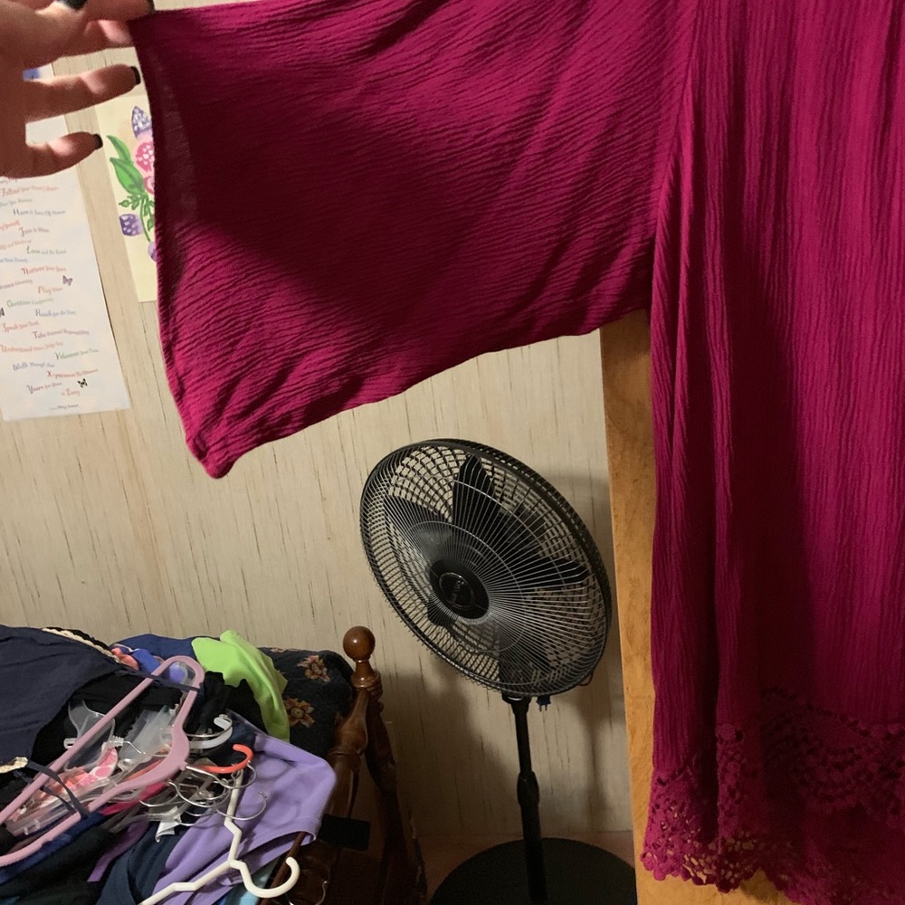 Red camel plus blouse - Picture 3 of 3
